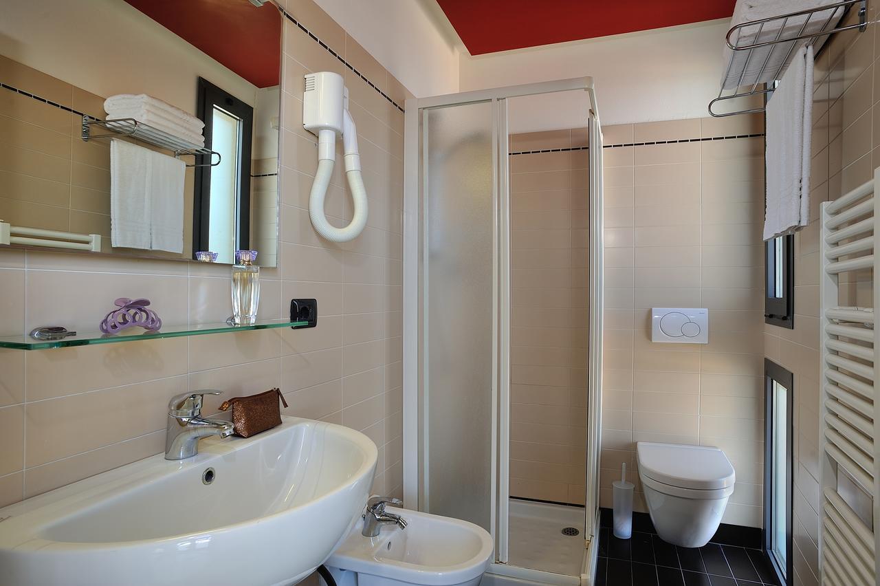 Hotel Bridge Bellaria-Igea Marina Eksteriør billede