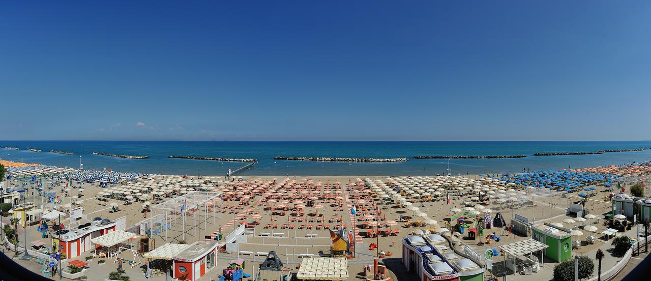 Hotel Bridge Bellaria-Igea Marina Eksteriør billede