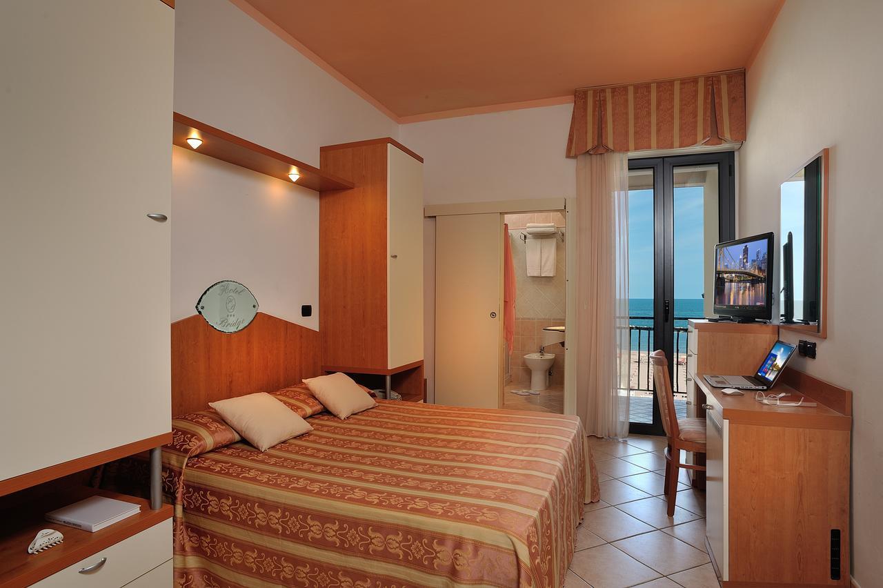 Hotel Bridge Bellaria-Igea Marina Eksteriør billede
