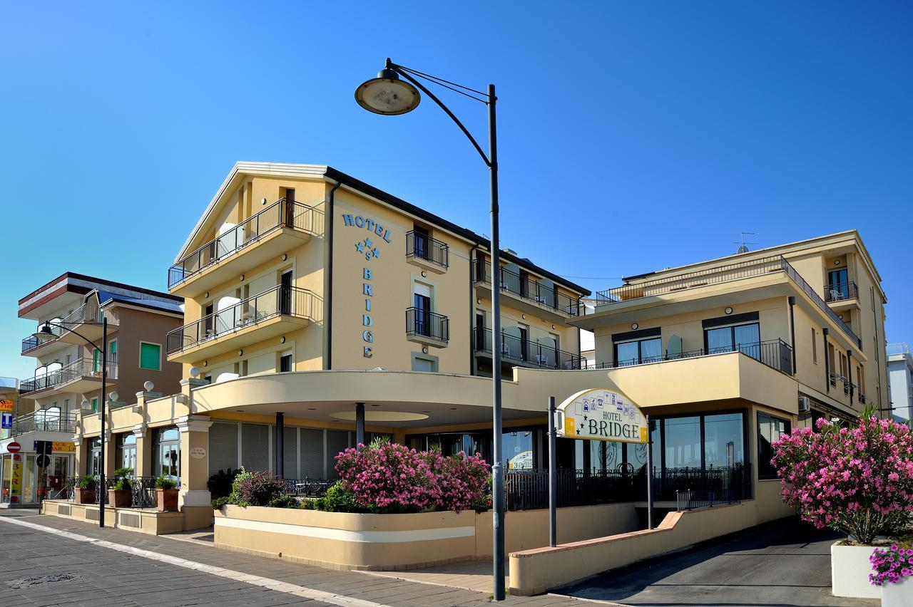 Hotel Bridge Bellaria-Igea Marina Eksteriør billede
